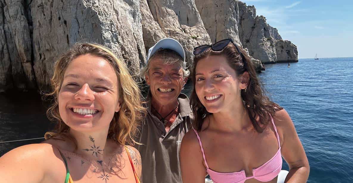 Marseille : Croisière en catamaran dans les Calanques, pique-nique et baignade