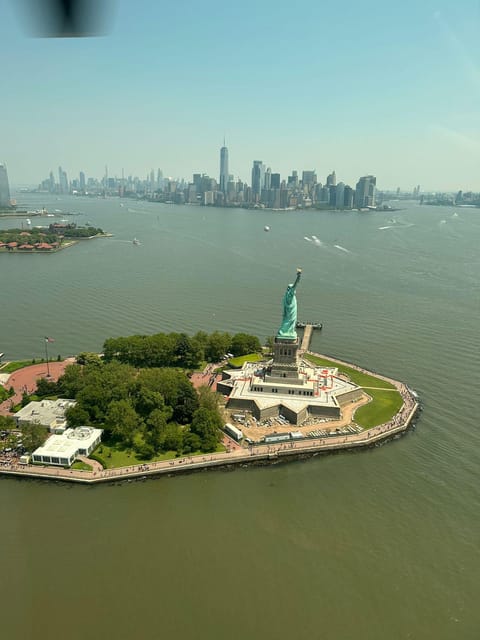 NYC: Big Apple Helicopter Tour