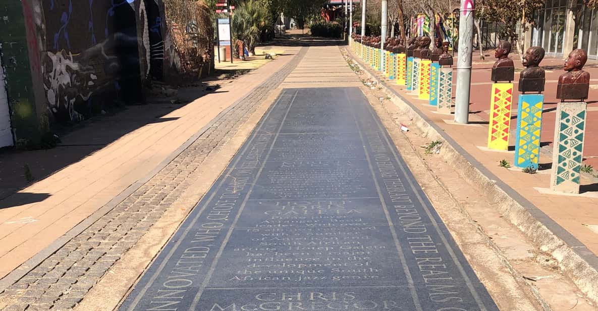 Colagem de mídia