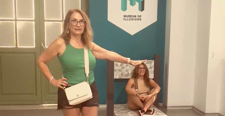 Colagem de mídia