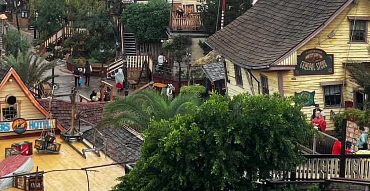 Colagem de mídia