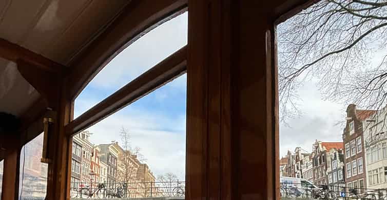Amsterdam: Classic Boat Cruise with Cheese & Wine Option