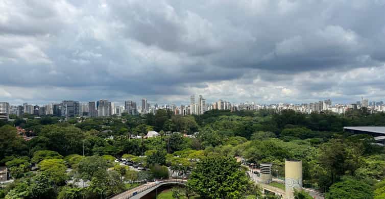 Colagem de mídia