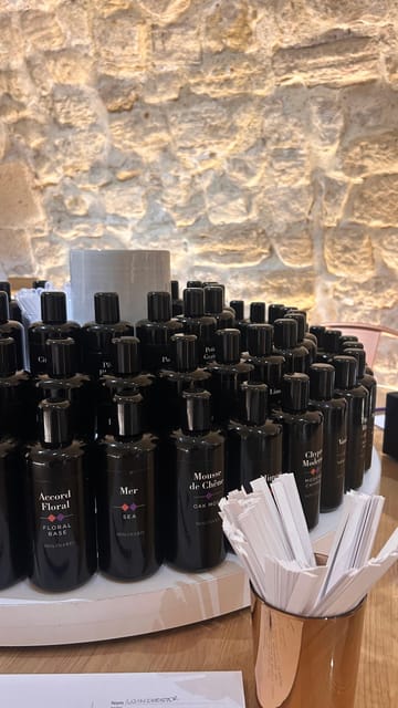 Paris Saint Honoré Ier: Perfume Creation Workshop