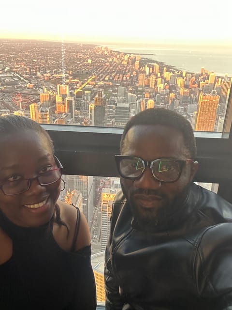 Chicago: Willis Tower Skydeck and The Ledge Ticket