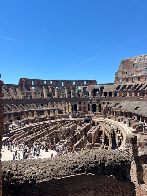 ローマ：コロッセオと古代ローマへのアクセス（アリーナ入場は