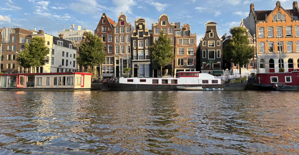 Amsterdam: Classic Boat Cruise with Cheese & Wine Option