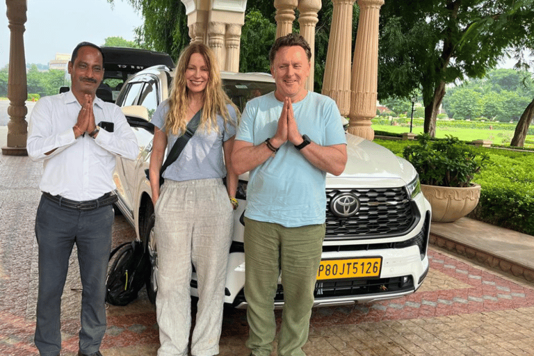 Jaipur: Amber Fort en Shopping Tour met gids en AC auto