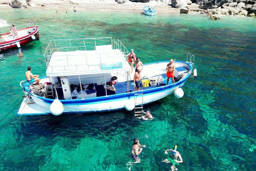 Bootstour zu den Marettimo und Egadi Inseln. Foto: GetYourGuide Bootstour zu den Marettimo und Egadi Inseln. Foto: GetYourGuide