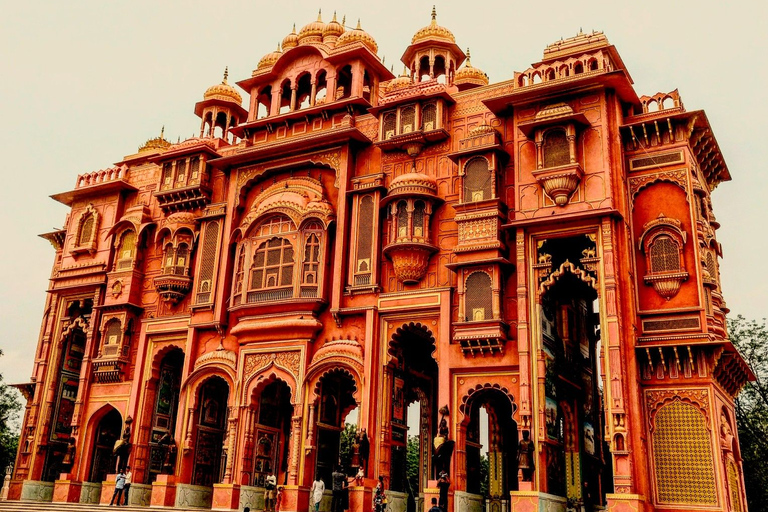 Półdniowa wycieczka do Jaipur Fort Amer, Jal Mahal i Hawa Mahal.Półdniowa wycieczka do Jaipuru z kierowcą