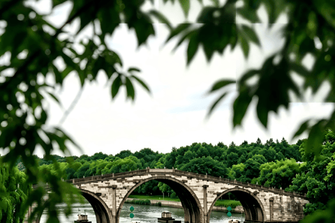Hangzhou Like a Local: Gongchen Bridge to Xiaohe Street