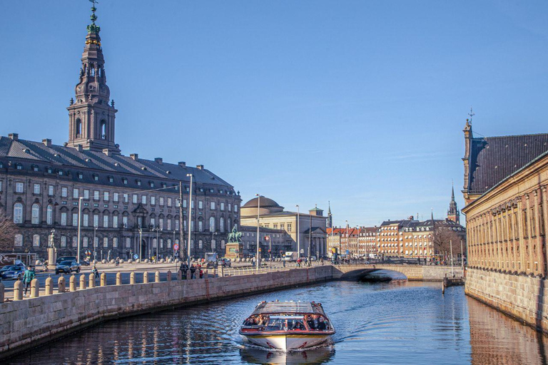 Copenhagen: Sip & Sail Canal Cruise
