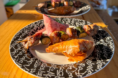 Victoria Falls: Helicopter Flight and Zambezi Dinner Cruise