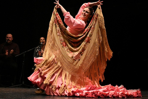 Madrid: oudejaarsdiner en show bij Flamenco Las TablasMadrid: oudejaarsdiner en show in Flamenco Las Tablas