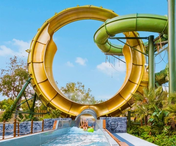 Inträdesbiljett till vattenparken Acqua Village