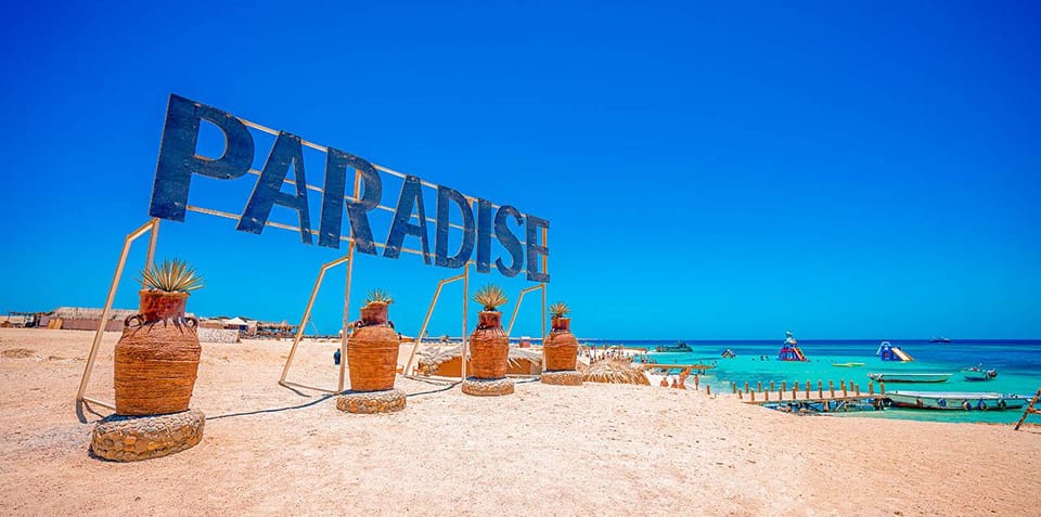 Beach swings on Paradise Island