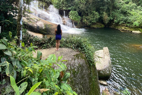 Paraty: destylarnia Engenho D'Ouro z degustacją i wodospadami