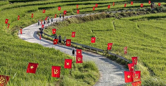 Hanoi: 3-Day Mai Chau, Pu Luong & Kayaking Tour