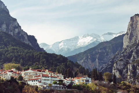 Depuis Athènes : voyage en train avec visite guidée du mont Olympe