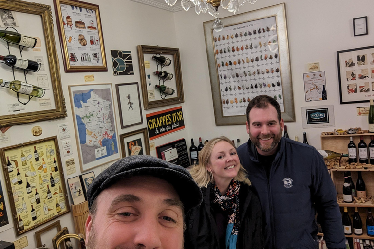 Paryż: Degustacja wina z 6 winami i deską serów