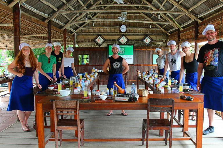 Hoi An: Bay Mau Cooking Class w Optional Market &Basket Boat Cooking Class only