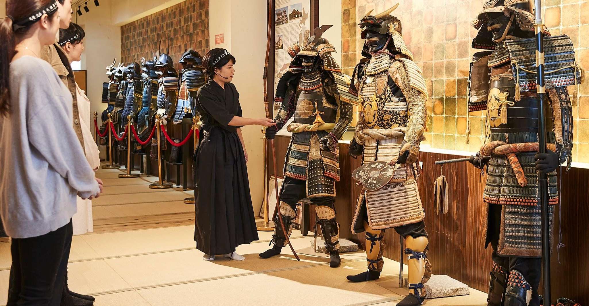 Samurai Ninja Museum Asakusa: Guided Tour & Ninja Experience