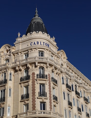 Cannes: Private Guided Walking Tour with Local Guide