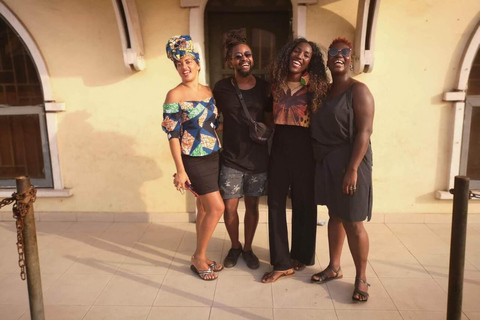 Accra Walking Tour: Jamestown Colonial History & Local Gems