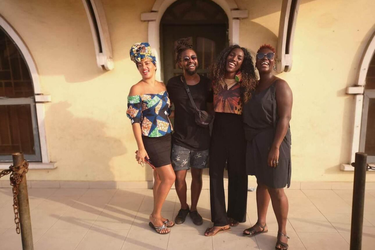 Accra Walking Tour: Jamestown Colonial History & Local Gems