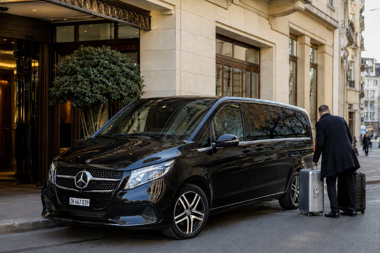 Zurich Airport & City: Scenic Transfer with Lake Photo Stop