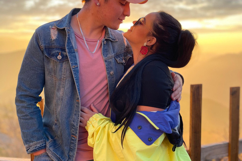 Andes Sunset - Guided Tour from Santiago