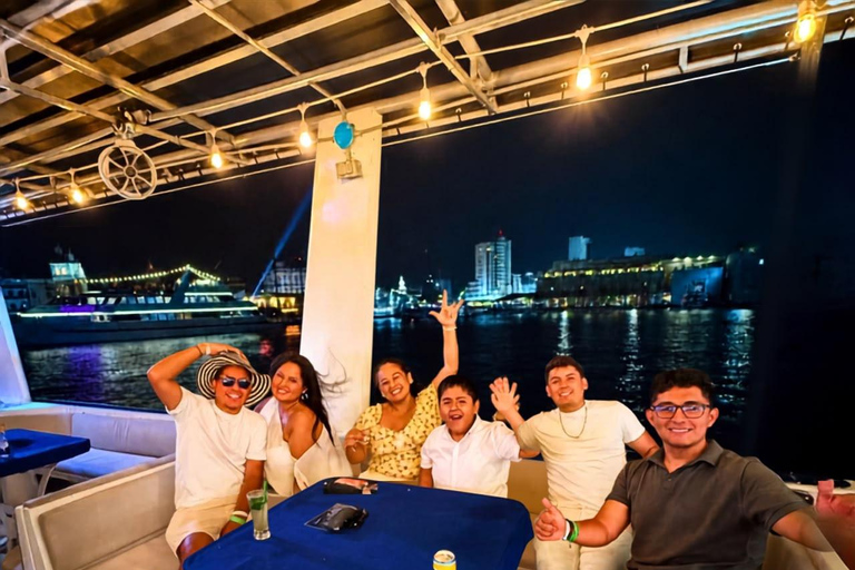 **Cartagena: Sunset Catamaran, Drinks & Night Party**
