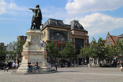 Desde París: Brujas y Gante Excursión Privada de un Día en Flandes