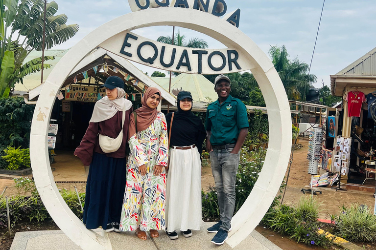 Kampala: Half-Day Equator Tour with Pickup and Lunch