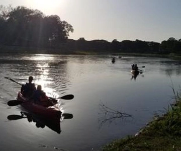 One Hour Daytime Kayak Adventure for couple