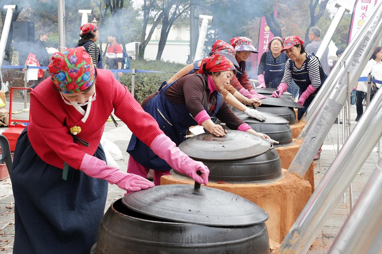 Depuis Séoul : Expérience d&#039;une journée complète au festival Ogok Naru de YeojuAu départ de Séoul : expérience d&#039;une journée complète au festival Yeoju Ogok Naru