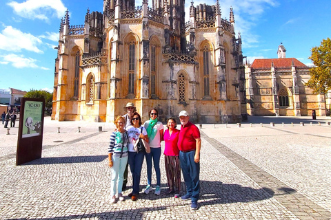 Lisbon & Porto Tailored Luxury Trip – Direct or 1 to 4 Stops 4-City Stop (One-Way Trip)