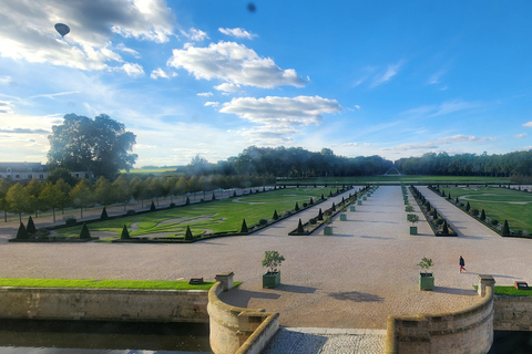 Paris to Loire Valley Castles Chambord & Chenonceau -DayTrip