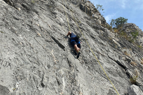 Skopje: Kletterabenteuer im Matka-Canyon mit GuideSkopje: Matka Canyon Climbing Adventure with Guide