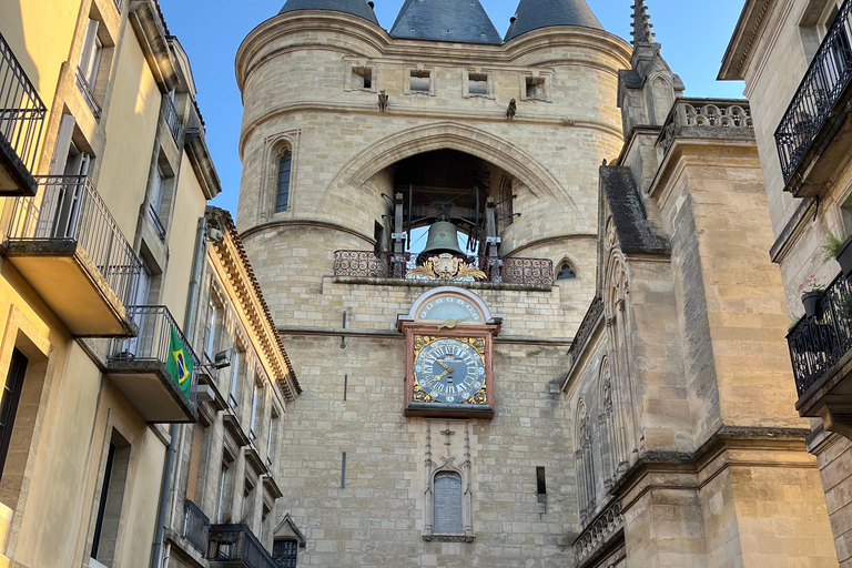 Bordeaux: Dark History Walking Tour with Local Guide El lado oscuro de Burdeos | Asesinatos, misterios y secretos