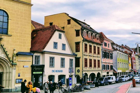 Vienna: Private guided tour from Vienna to Graz