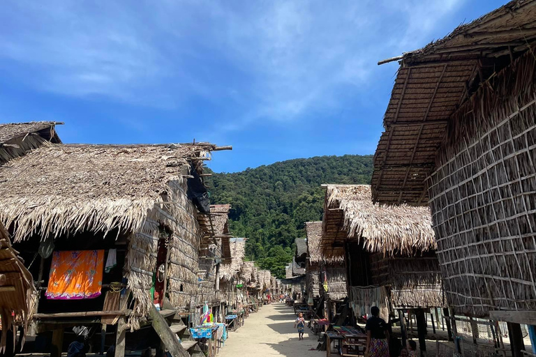 Khao Lak : Excursion de plongée en apnée dans les îles Surin avec le village Moken