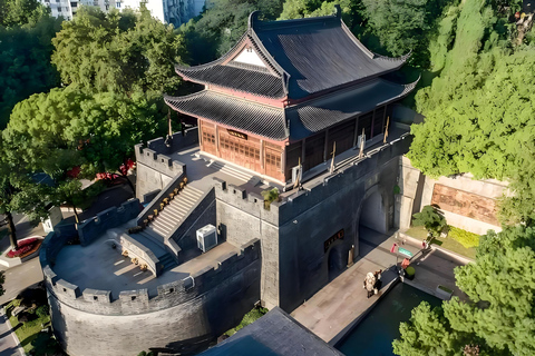A Day in Hangzhou: Life and Local Color of the Marketplace