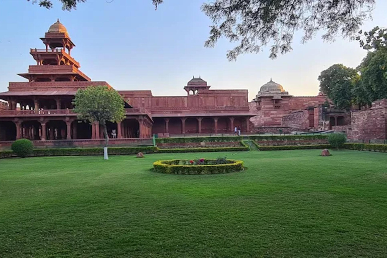 From Agra: Fatehpur Sikri Guided Tour