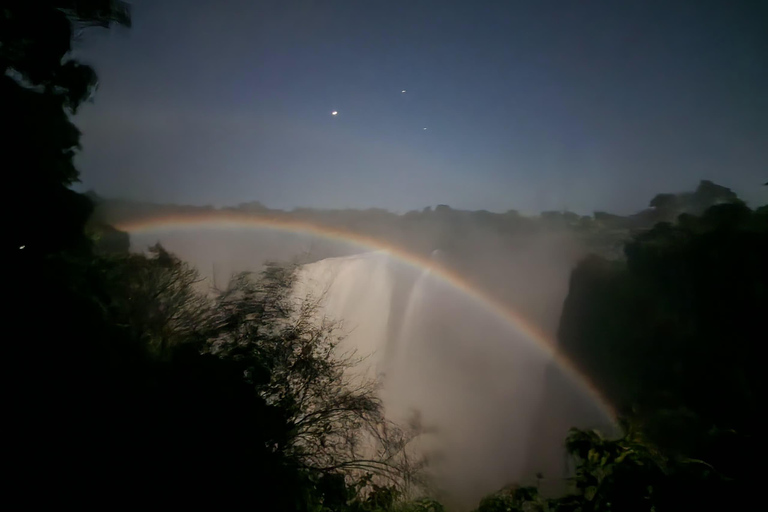 Lunar Rainbow: Victoria Falls Guided Night Walk (Zambia)