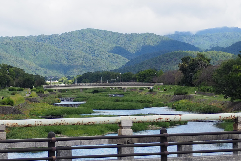 E-Bike Tour in Kyoto with Asuka, Japanese graduate student