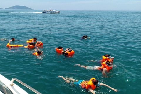 Cham Island: Experience Snorkeling and Lunch In A Day Tour Cham Island: Pickup at Cua Dai Port