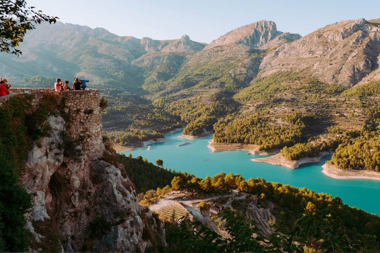 De Calpe a Guadalest e cachoeiras de Algar