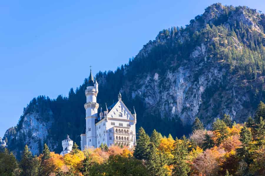 Füssen: Schloss Neuschwanstein: Ticket ohne Anstehen und Tour. Foto: GetYourGuide Füssen: Schloss Neuschwanstein: Ticket ohne Anstehen und Tour. Foto: GetYourGuide