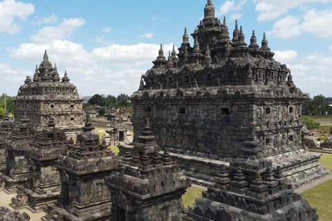 Yogyakarta: Borobudur, Prambanan & Alun-Alun Kidul Tour